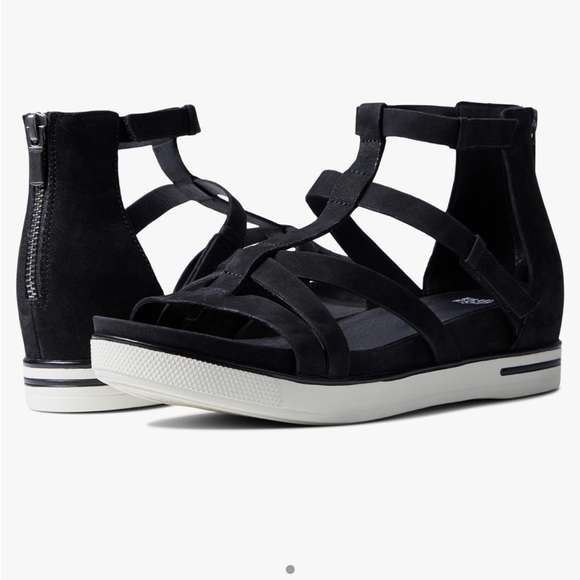 Eileen Fisher Sola black suede zip back sandal size 6.5